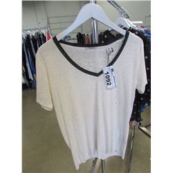 SCOTCH & SODA V NECK TSHIRT SIZE 3 RV $75