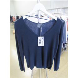 ICHI LONG SLEEVE CASHMERE SWEATER SIZE SMALL RV $179