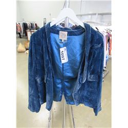 CHASOR BLUE VELVET JACKET SIZE MEDIUM RV $189