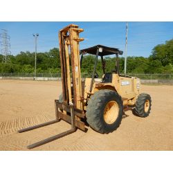 JOHN DEERE 486E Forklift - Mast