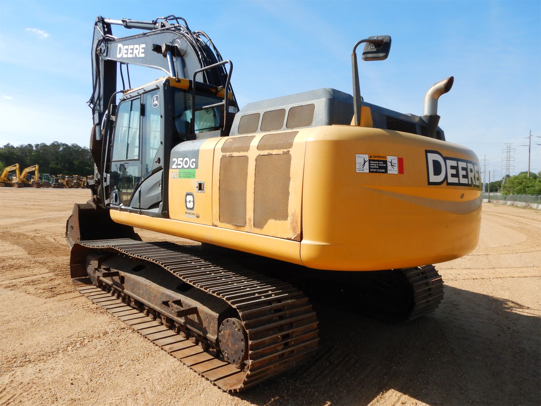2015 JOHN DEERE 250G LC Excavator 2015-john-deere-250g-lc-excavator