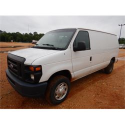 2012 FORD E150 Box Truck / Cargo Van