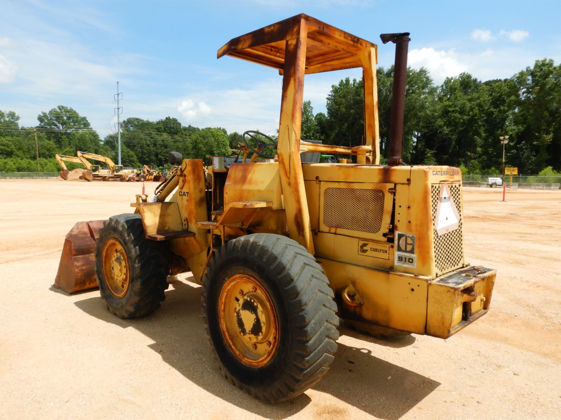 CATERPILLAR 910 Wheel Loader