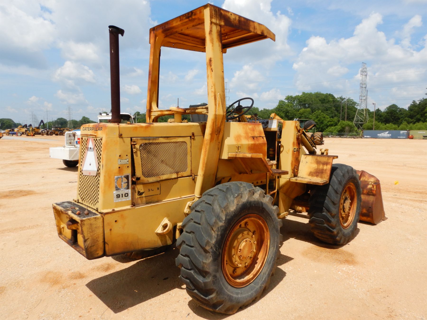 CATERPILLAR 910 Wheel Loader