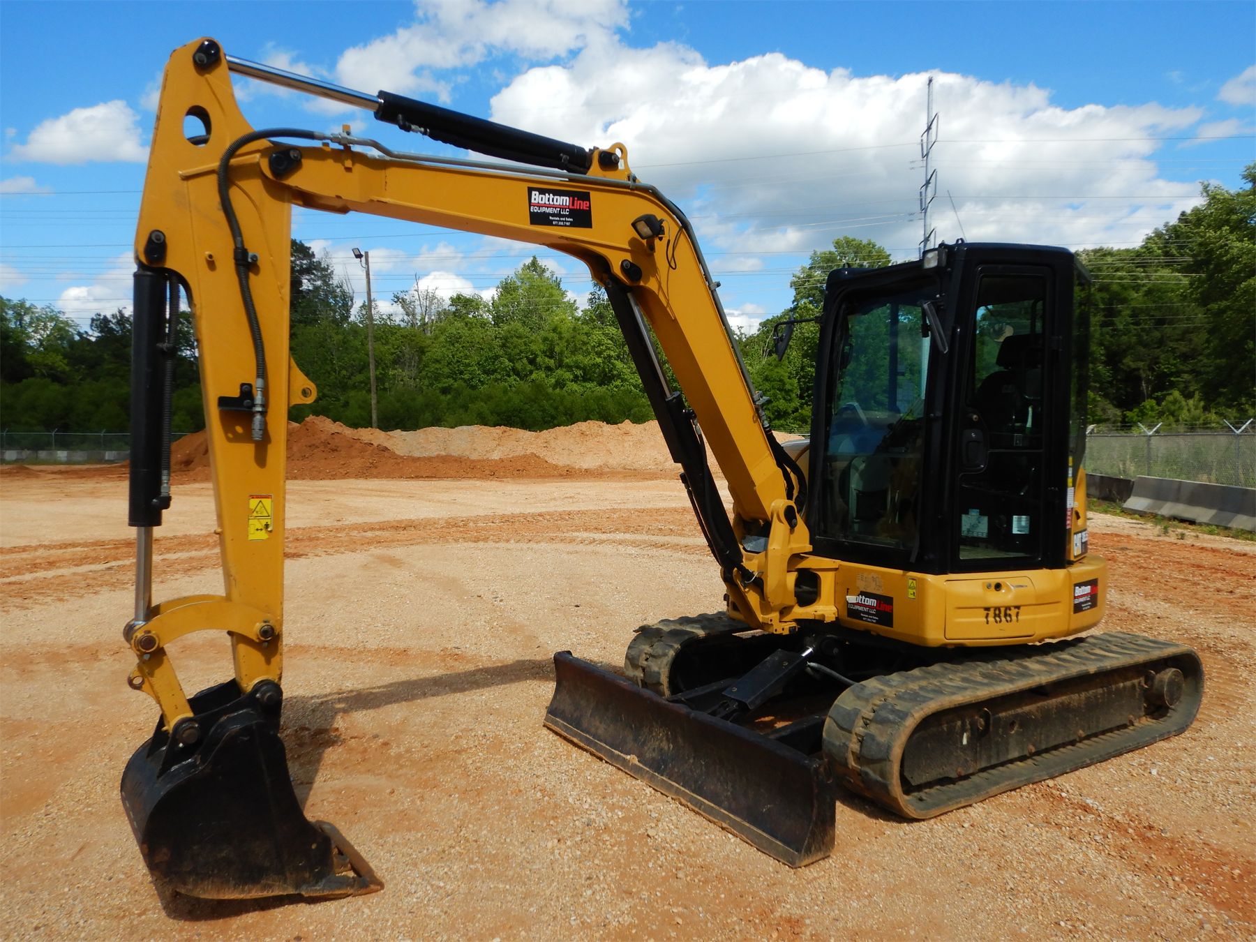 2016 CATERPILLAR 305.5E2 CR Excavator Mini J.M. Wood Auction 2016 CATERPILLAR 305.5E2 CR Excavator Mini J.M. Wood Auction