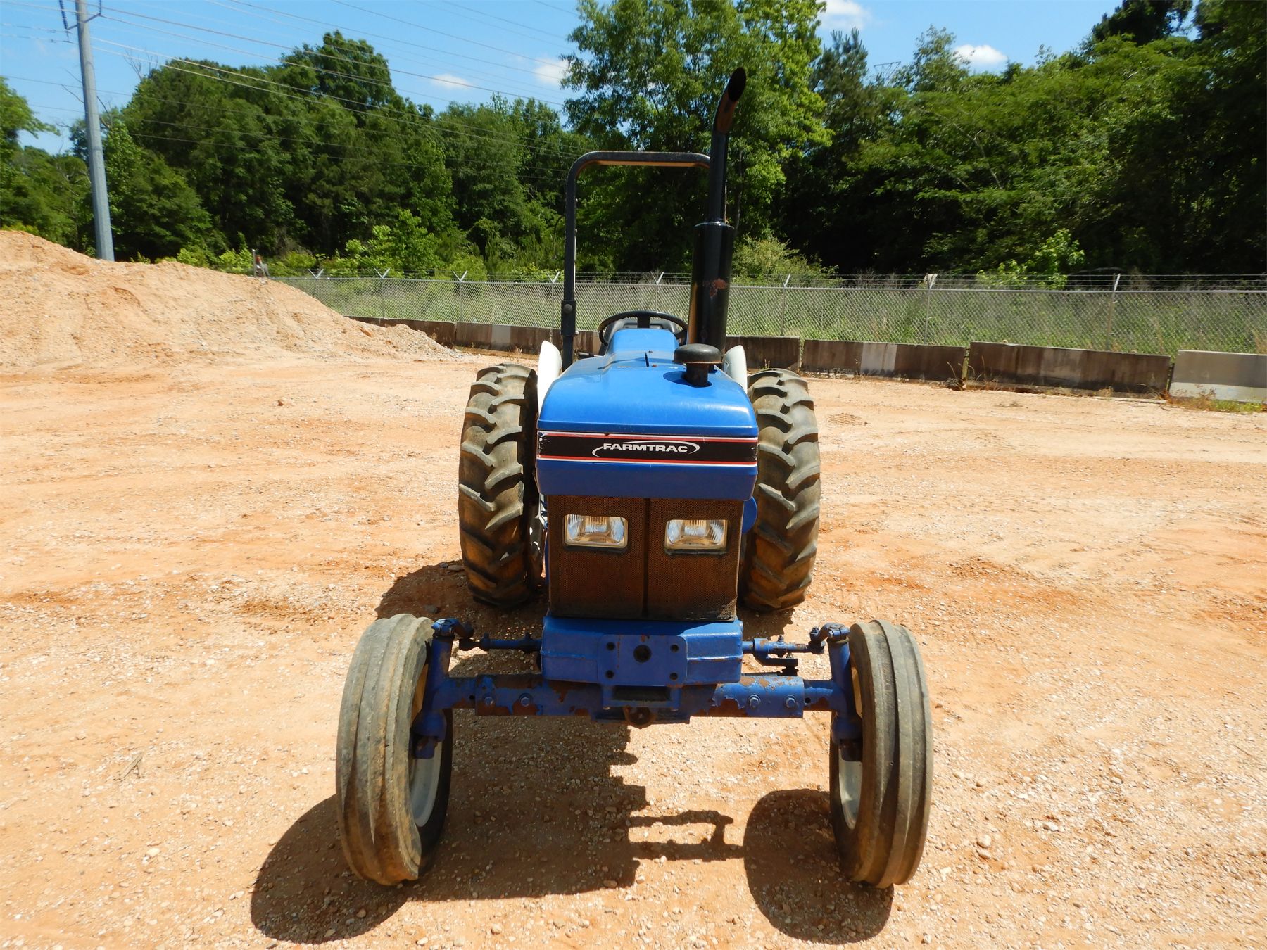 FARMTRAC 535 Tractor