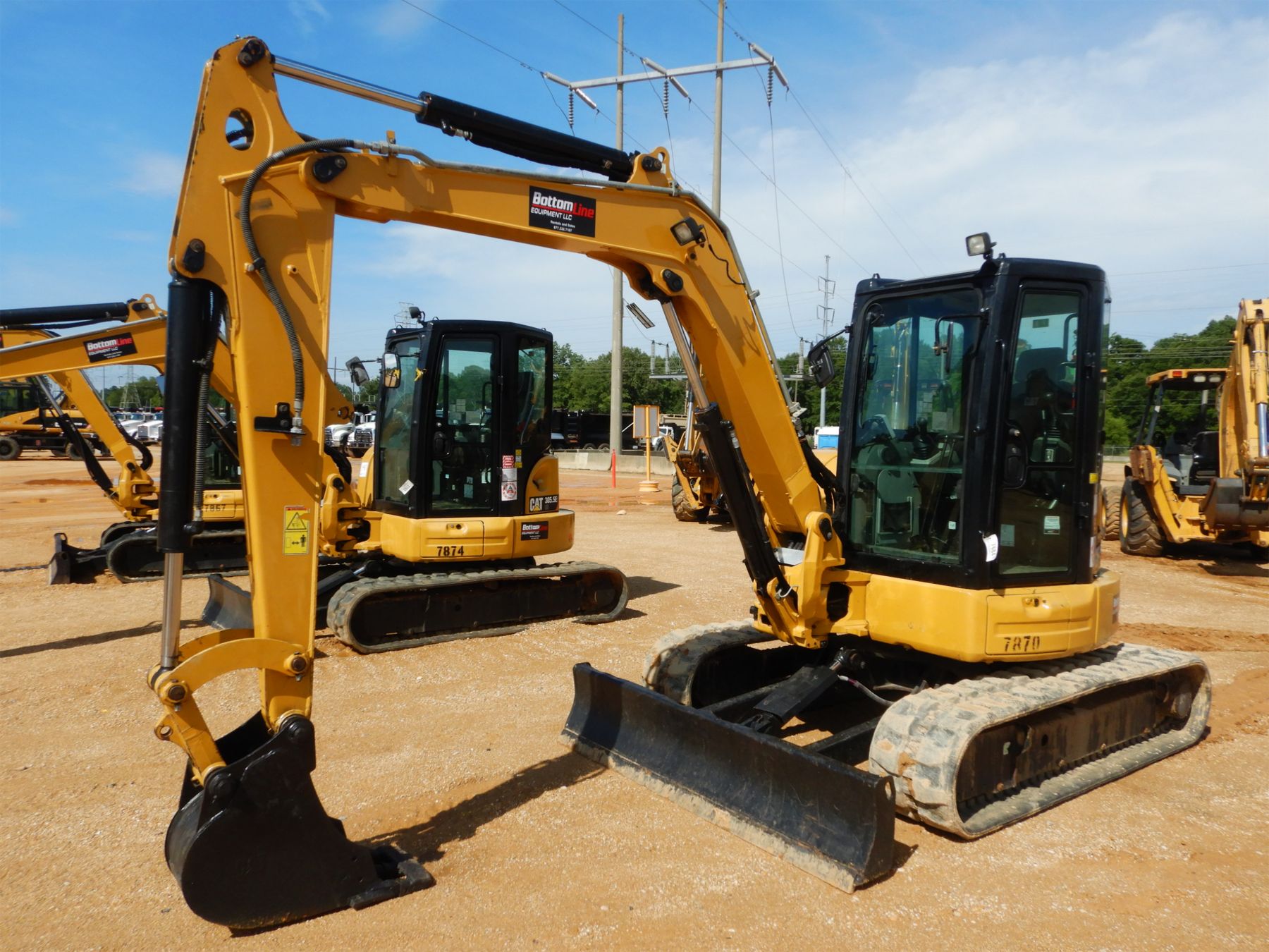 2016 CATERPILLAR 305.5E2 CR Excavator Mini J.M. Wood Auction