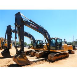 2015 JOHN DEERE 210G LC Excavator