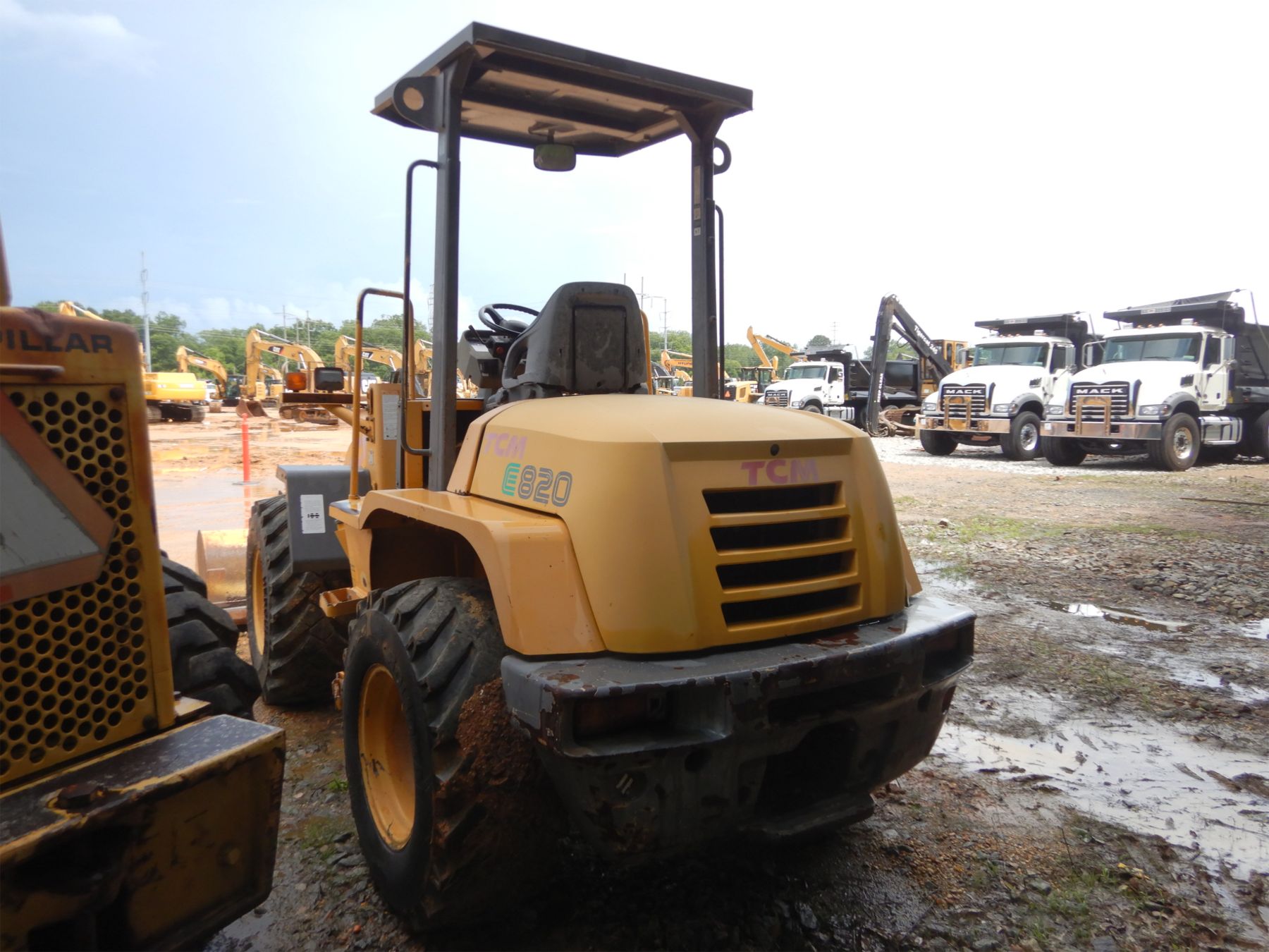 2013 TCM E820 Wheel Loader