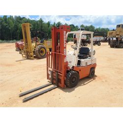 NISSAN 40 Forklift - Mast