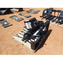 LOWE 750 AUGER Skid Steer Attachment