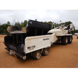 2005 INGERSOLL RAND MC-330 Asphalt Paver