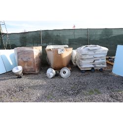 light fixtures, Selling Offsite: Located in Alexander City, AL