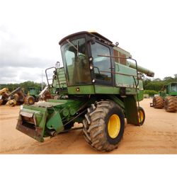 JOHN DEERE TURBO 6620 COMBINE Harvesting Equipment