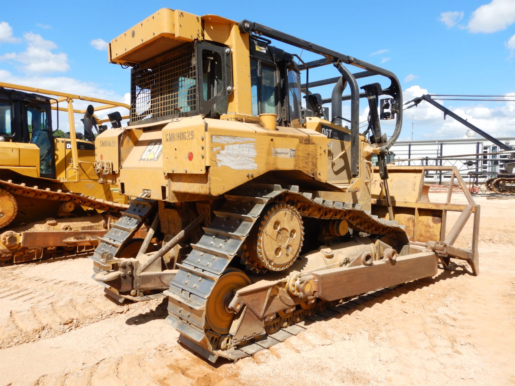 2016 CATERPILLAR D6T XL Dozer / Crawler Tractor