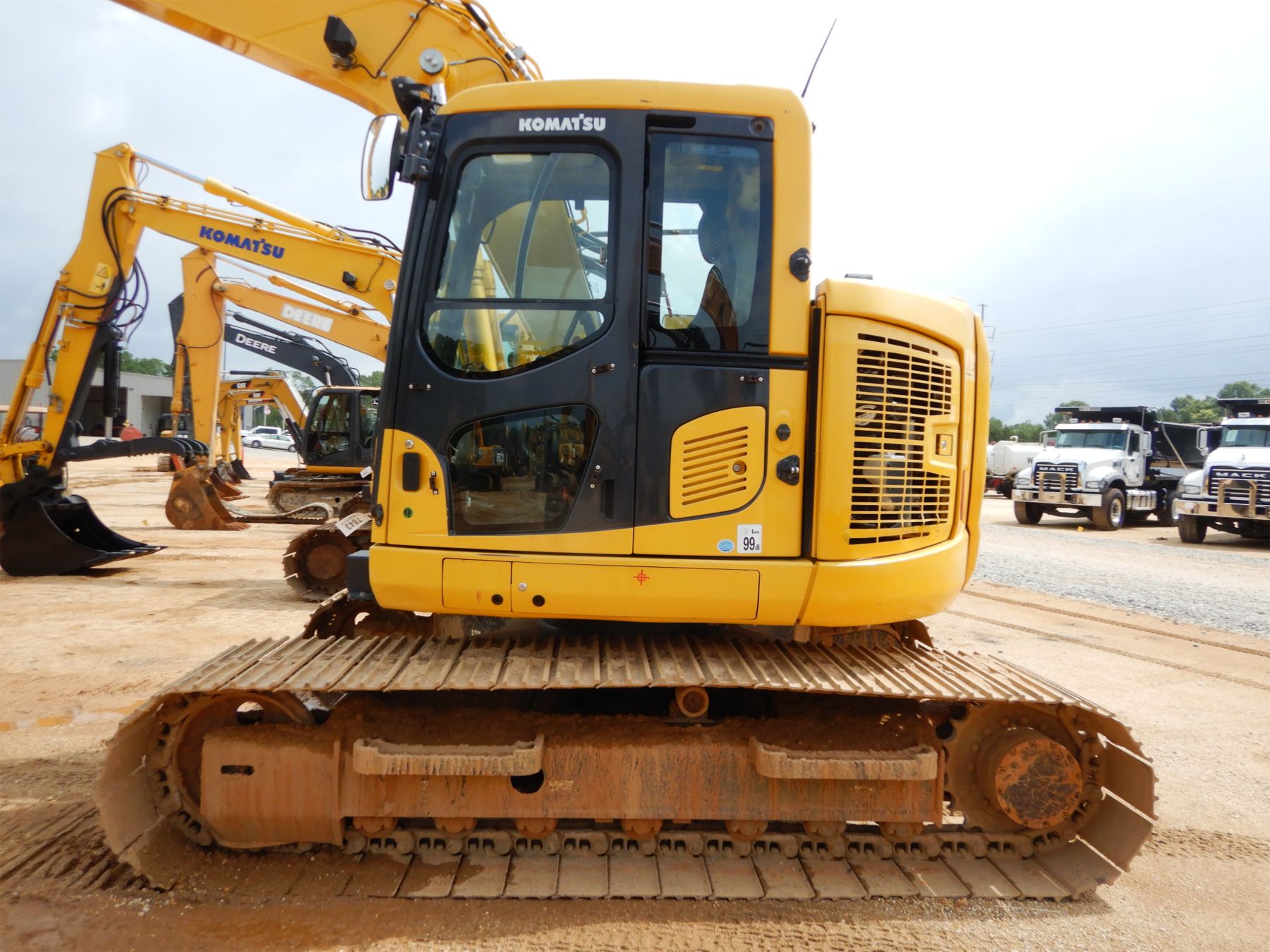 2017 KOMATSU PC138 US11 Excavator