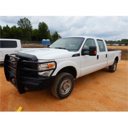 2015 FORD F250 Pickup Truck