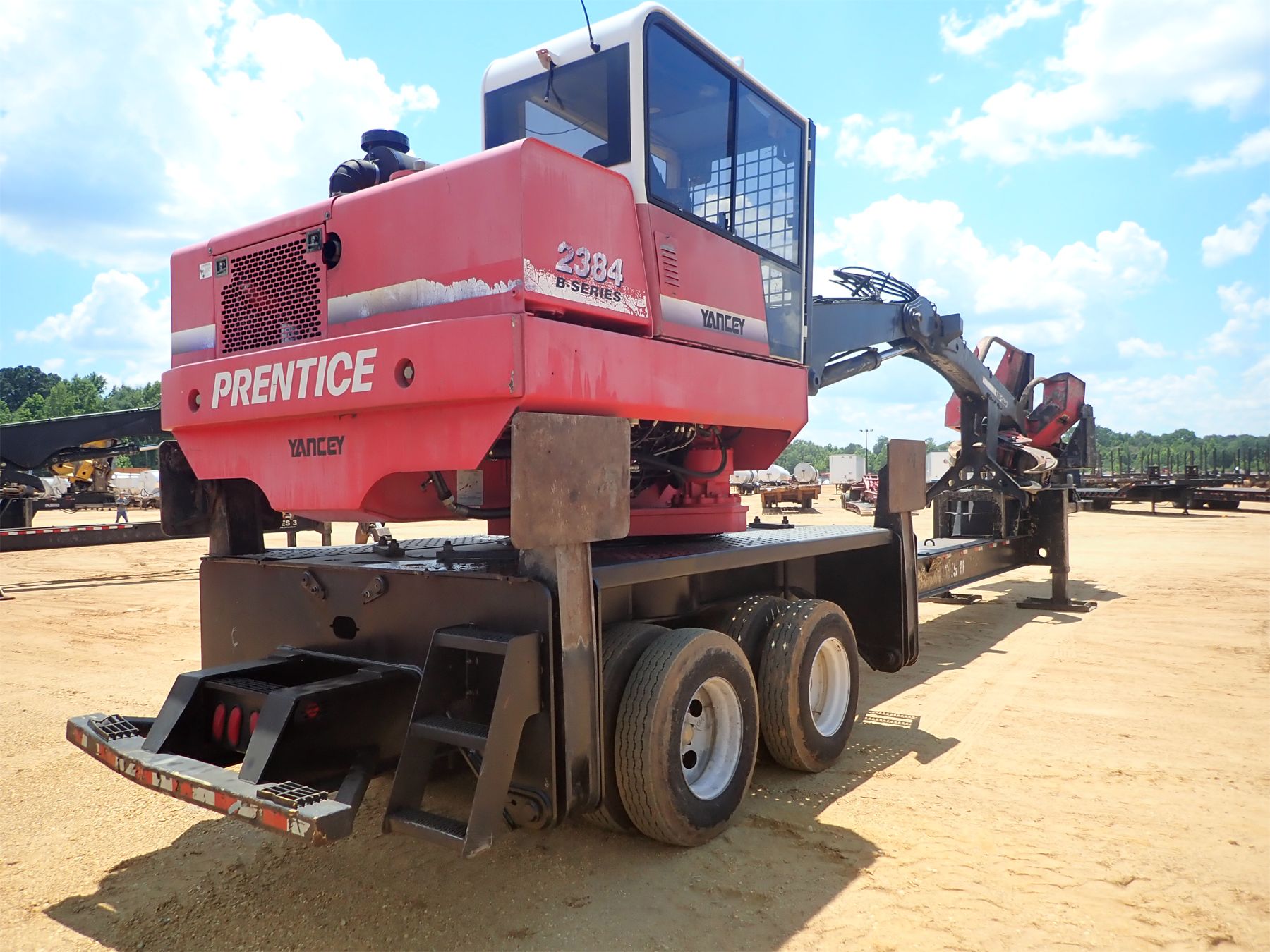 2011 PRENTICE 2384B Log Loader