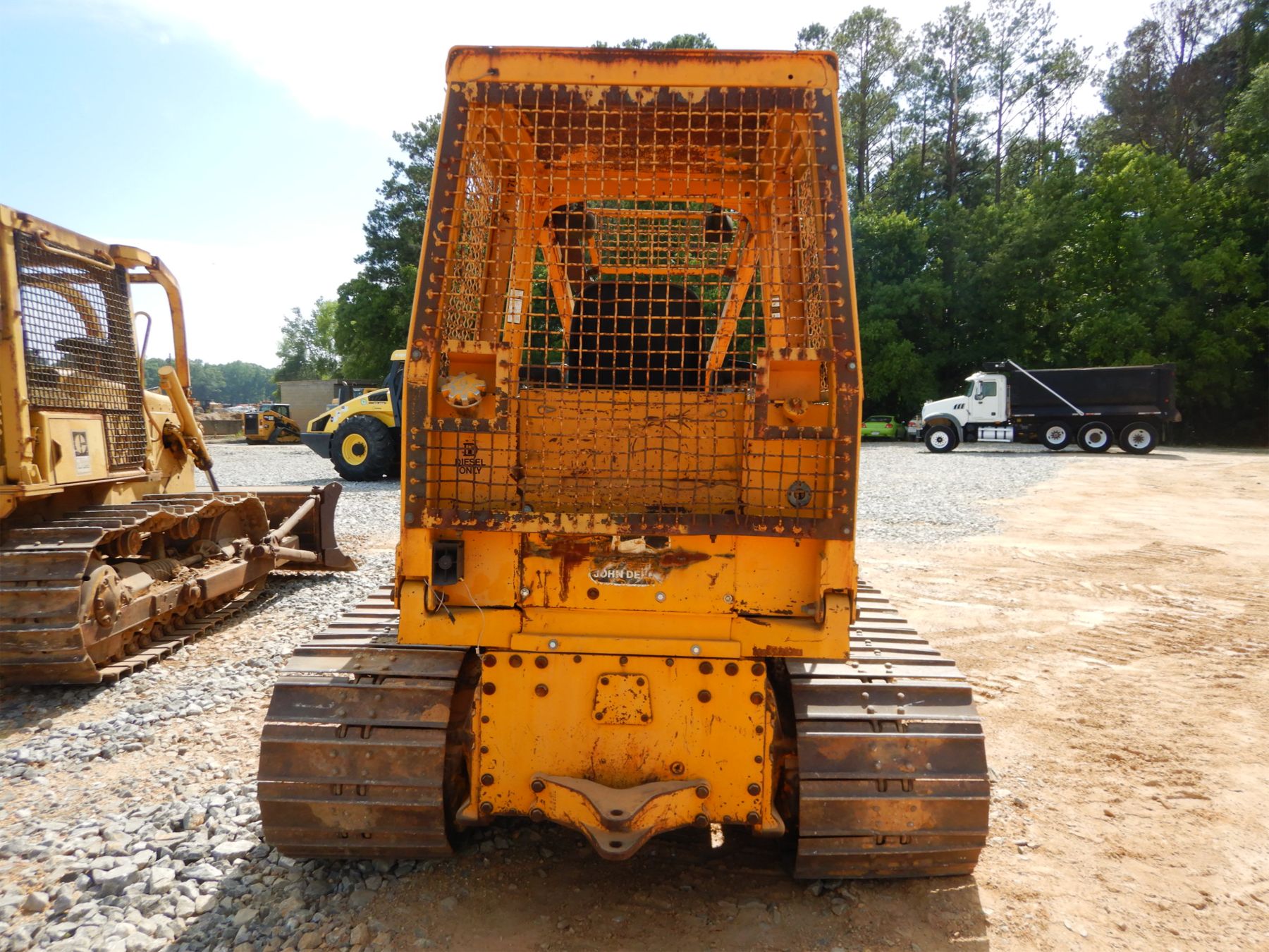 JOHN DEERE 450G LGP Dozer Crawler Tractor john-deere-450g-lgp-dozer-crawler-tractor