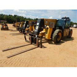 2016 CATERPILLAR TL943C Forklift - Telehandler