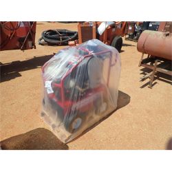 MAGNUM 4000 SERIES Pressure Washer