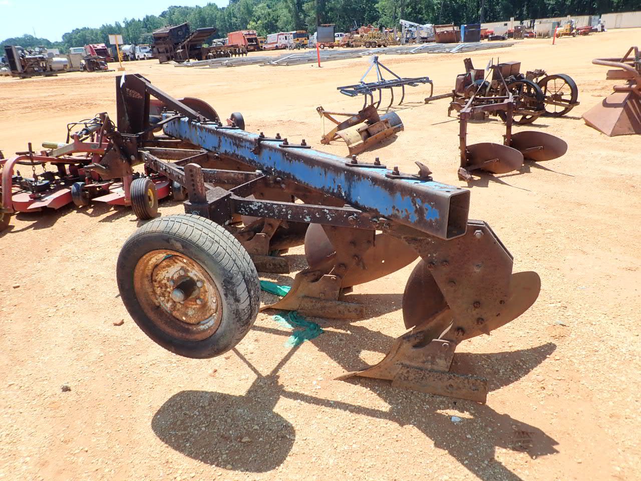 Ford 4 row bottom plow (C3)