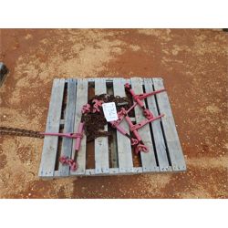 misc chair & binder (B9)