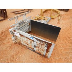 Cascade paper roll clamps (B2)