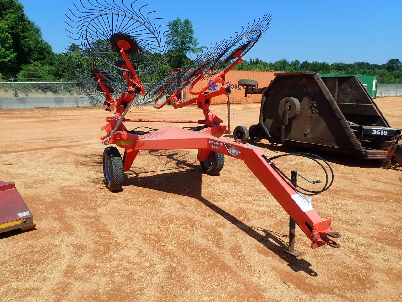 Kuhn speed rake SR108 (C2) - J.M. Wood Auction Company, Inc.