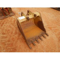 Cat 36" bucket (B-6)