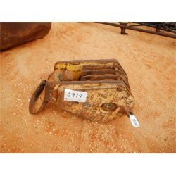 Johnson 40 tin cable block (B-6)