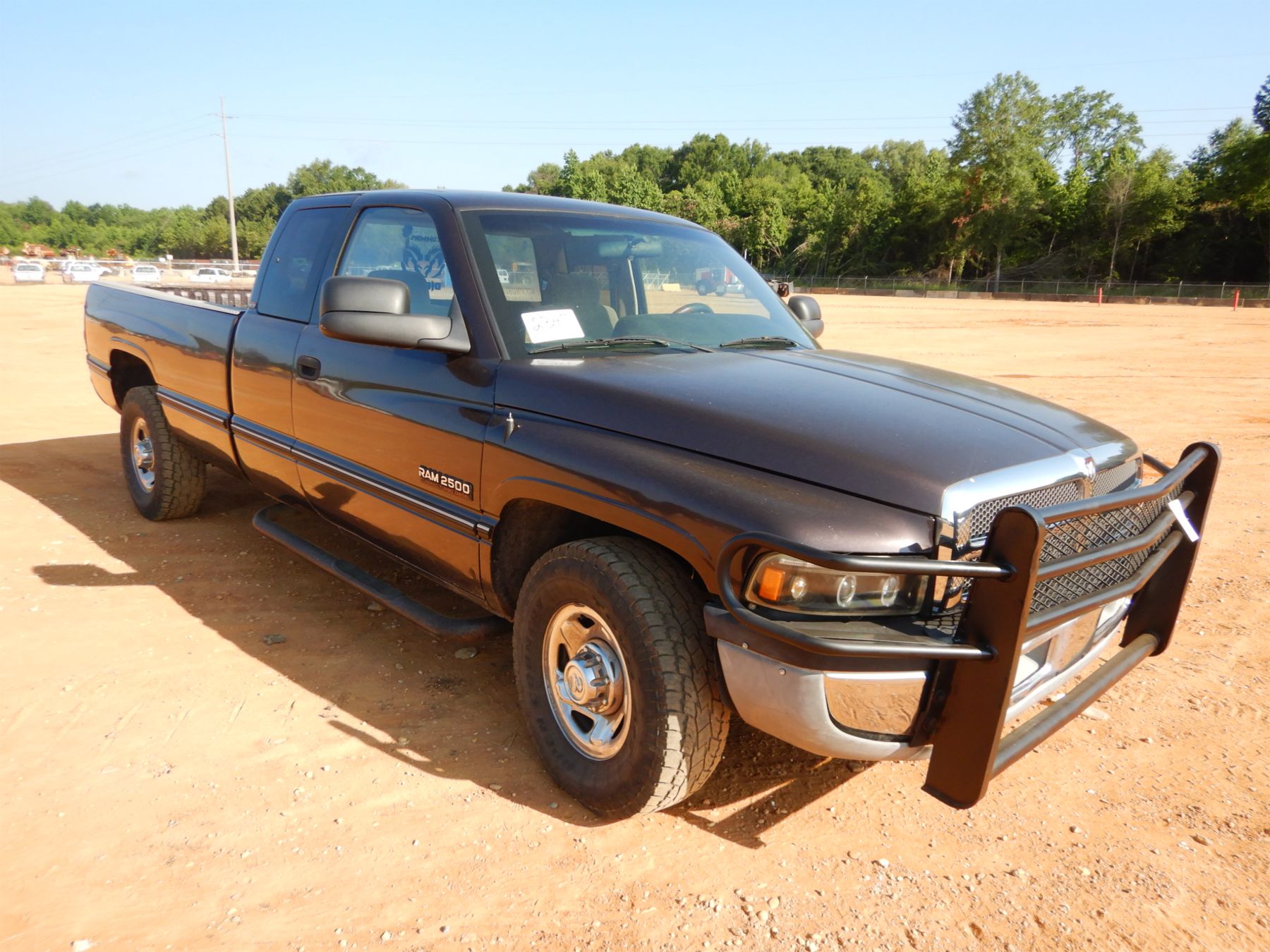 2000 DODGE RAM 2500 Pickup Truck 2000 DODGE RAM 2500 Pickup Truck
