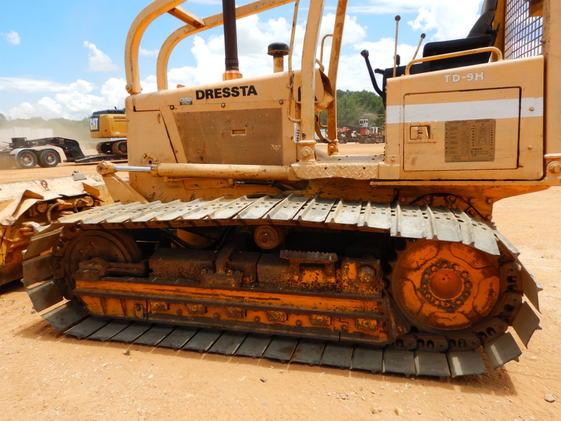 DRESSER TD9H Dozer Crawler Tractor dresser-td9h-dozer-crawler-tractor