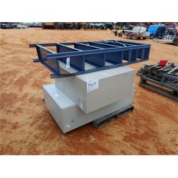 (2) metal cabinet (1) storage metal shelf (B9)