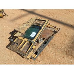 JOHN DEERE  doors & panels, fits log skidder (A3)