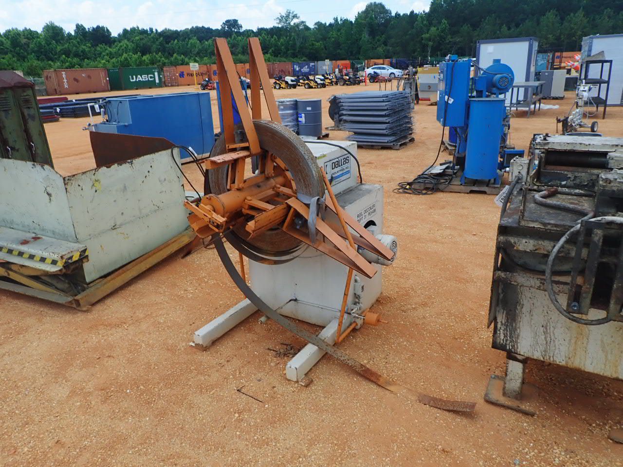 Dallas metal reel decoler equipment - J.M. Wood Auction Dallas metal reel decoler equipment - J.M. Wood Auction