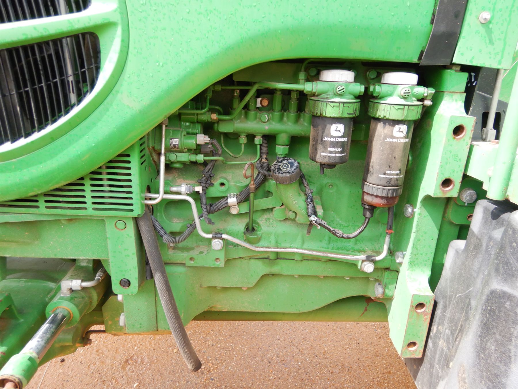 JOHN DEERE 6130D Tractor