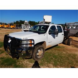 2010 CHEVROLET 3500HD Flatbed Truck
