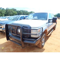 2015 FORD F250 Pickup Truck