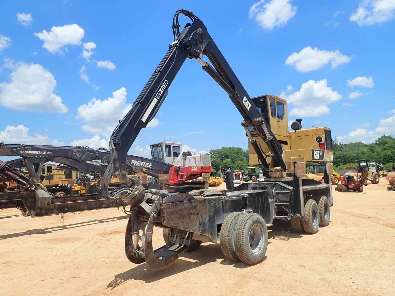 CATERPILLAR 519 Log Loader