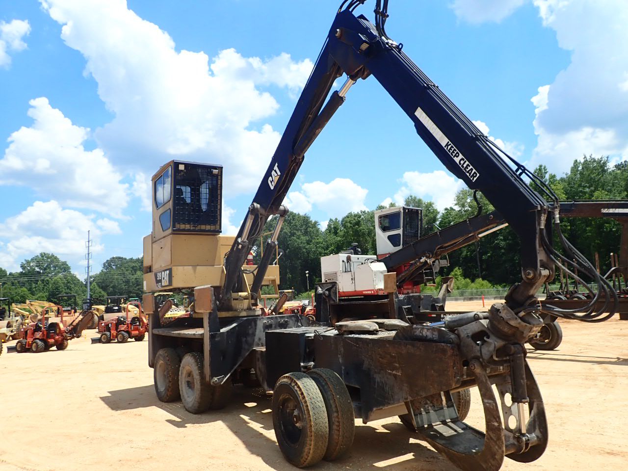 CATERPILLAR 519 Log Loader