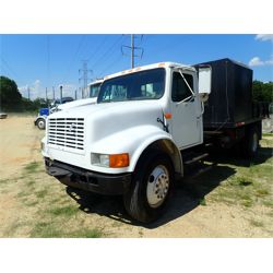 1992 INTERNATIONAL 4700 Flatbed Truck
