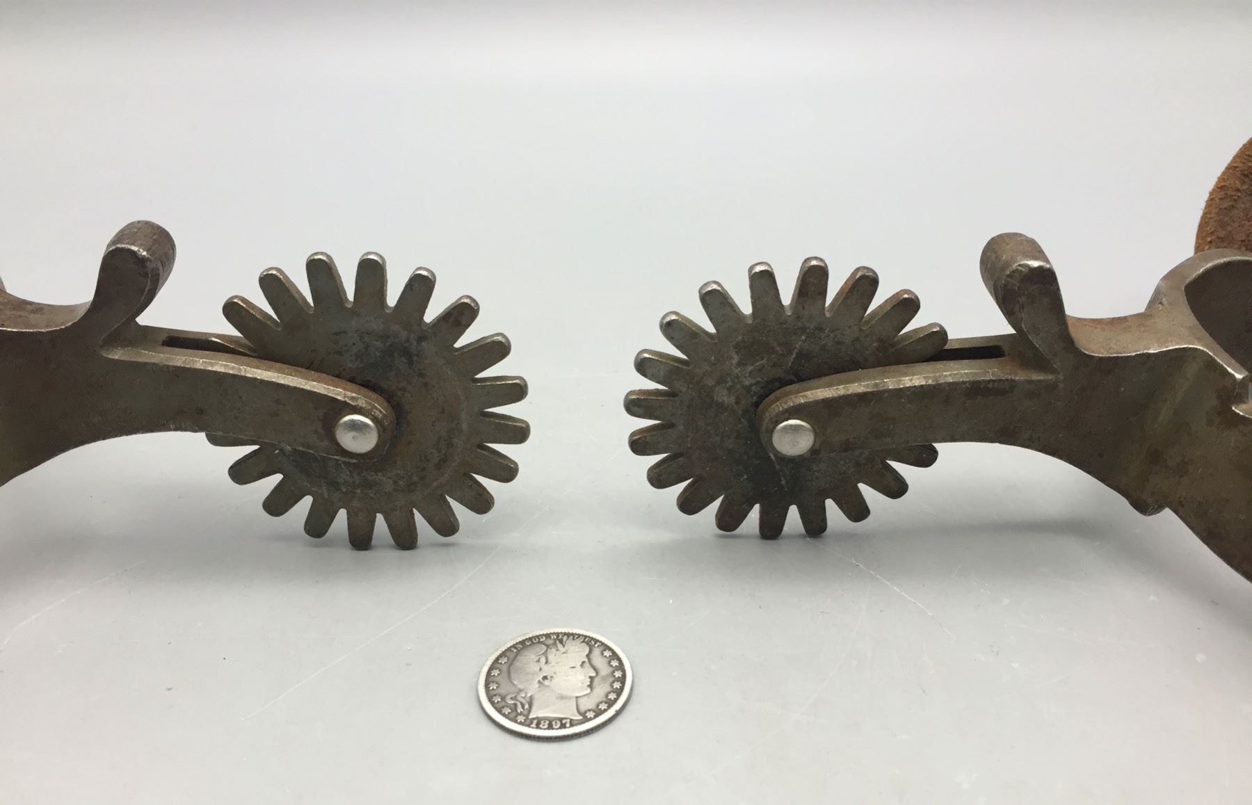 Clips de maintien de la manivelle de cric pour Renault R4 4L Clips de maintien de la manivelle de cric pour Renault R4 4L