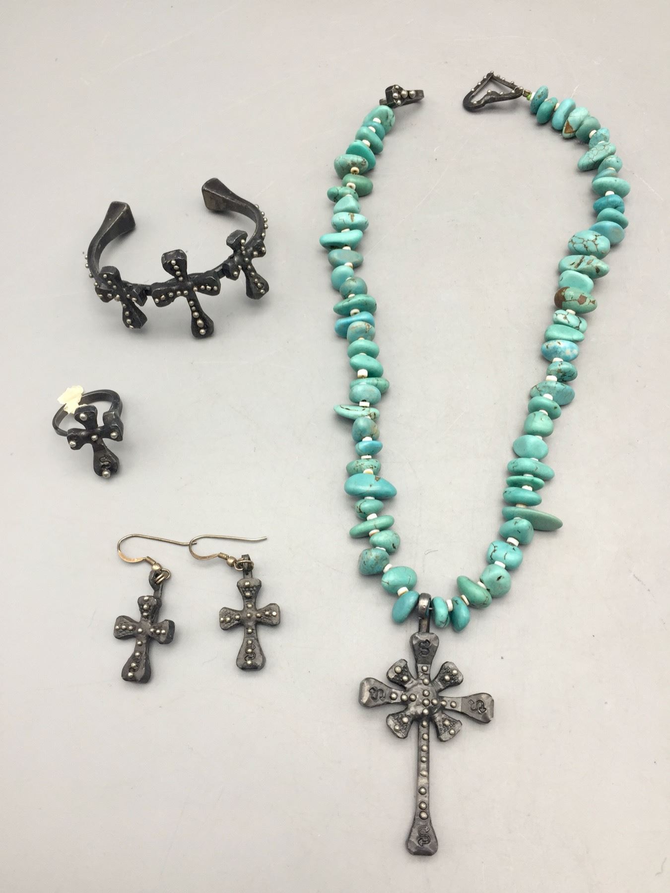 Unique Horseshoe Nail Necklace Set