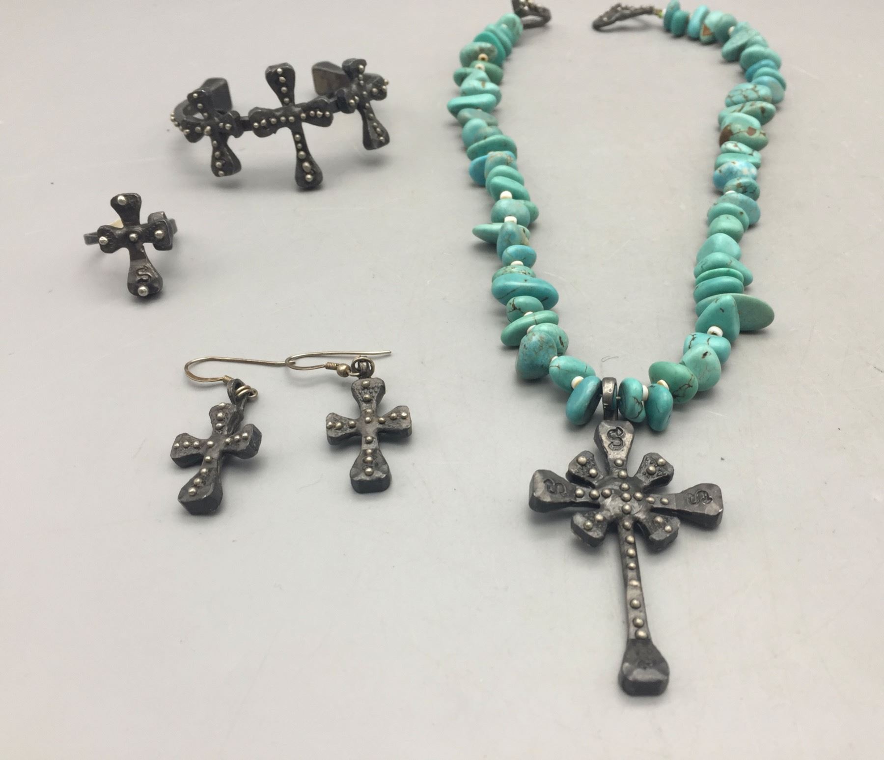 Unique Horseshoe Nail Necklace Set