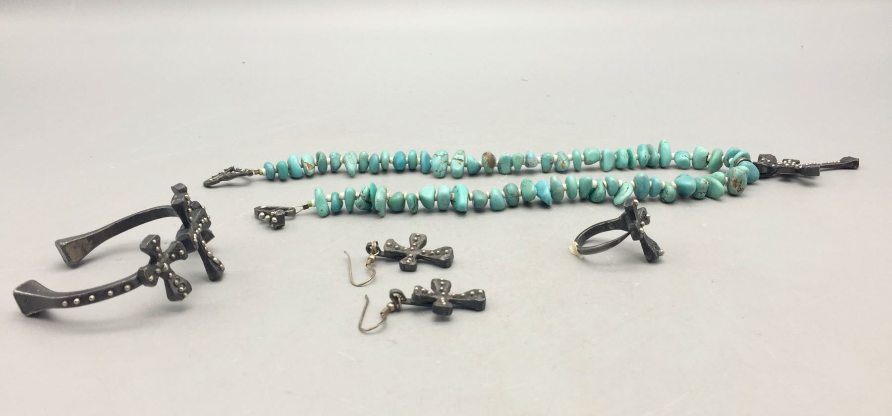 Unique Horseshoe Nail Necklace Set