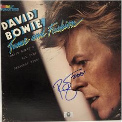 Signed David Bowie "Fame and Fashion" Album Cover