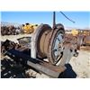 Image 2 : Large hoist 40 inch dia  (114158)