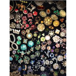 Vintage Designer Costume Jewelry Leftovers Grab Bag (250+ pieces!)  (116160)