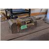 Image 1 : 3.5"Wide X 3" Open Vice